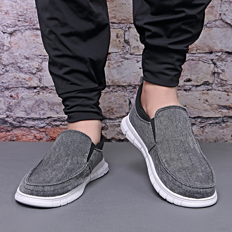 Wholesale Breathable Canvas Loafers Men's Shoes Slip-on Sweat Absorbent Large-size Men's Walking Style Casual Shoes