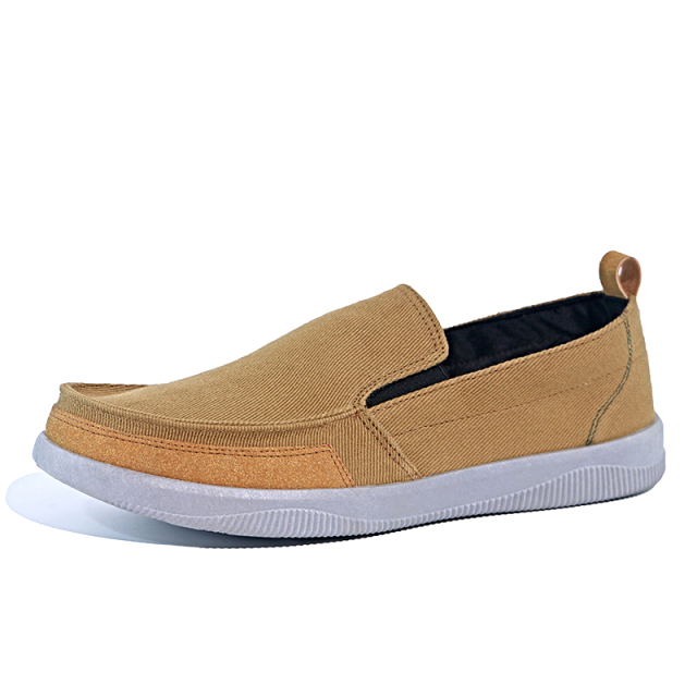 Wholesale Custom Microfiber Breathable Loose Retro Style Loafers Fashion Men's Shoes Non-slip Light Casual Shoes