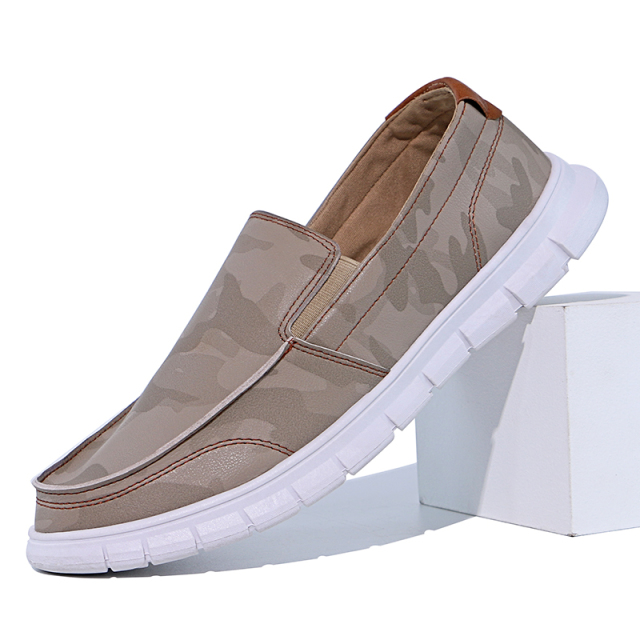 Hot Summer Fashion Slip-on Breathable Lightweight Comfortable Men's Casual Shoes Lazy Flat Stretch Shoes
