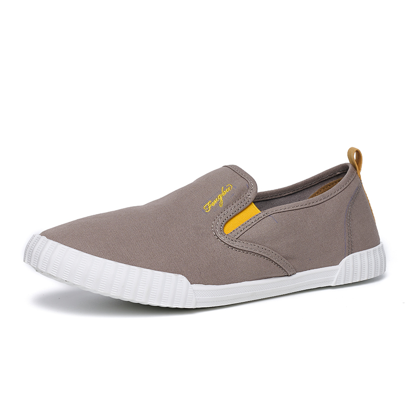Hot Selling Classic Style Men's Canvas Shoes Loafers Wholesale Lightweight Breathable Lazy Walking Shoes For Men Boys