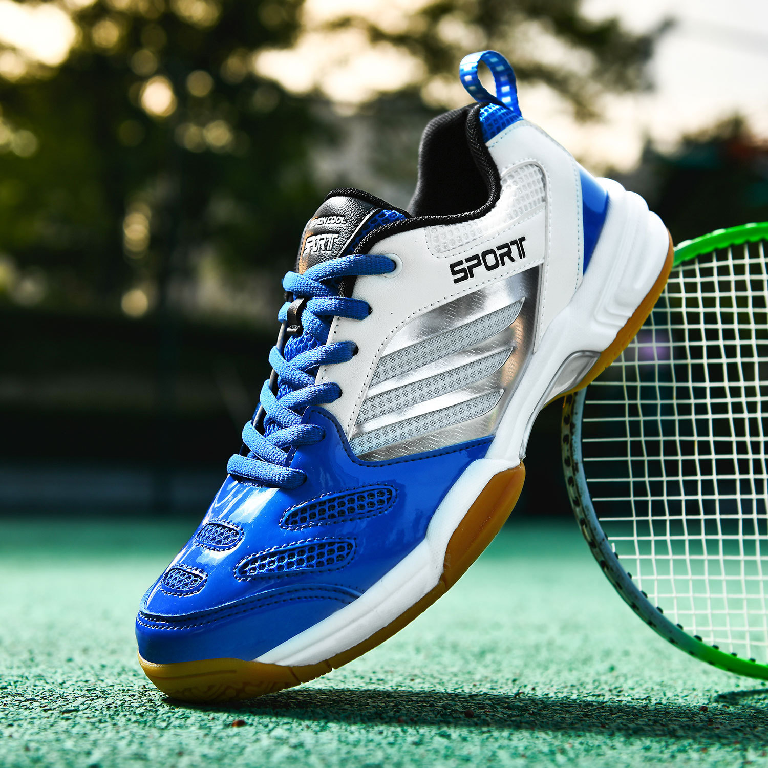 Major Platform Hot Selling Large Size Girls Boys Light Training Special Shoes Fashion White Sports Shoes Wholesale