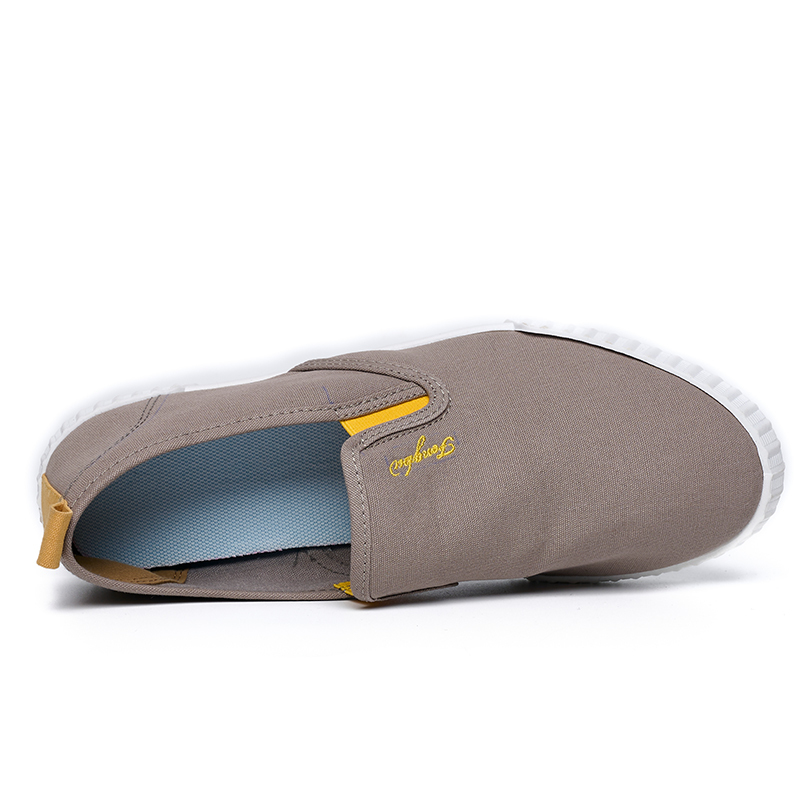 Hot Selling Classic Style Men's Canvas Shoes Loafers Wholesale Lightweight Breathable Lazy Walking Shoes For Men Boys