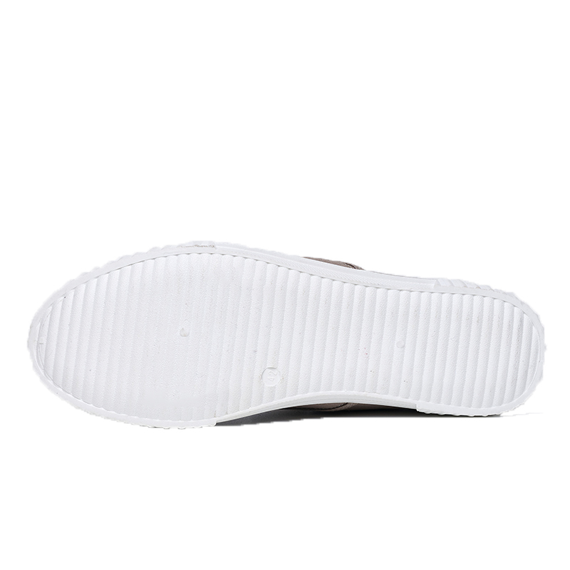 Hot Selling Classic Style Men's Canvas Shoes Loafers Wholesale Lightweight Breathable Lazy Walking Shoes For Men Boys