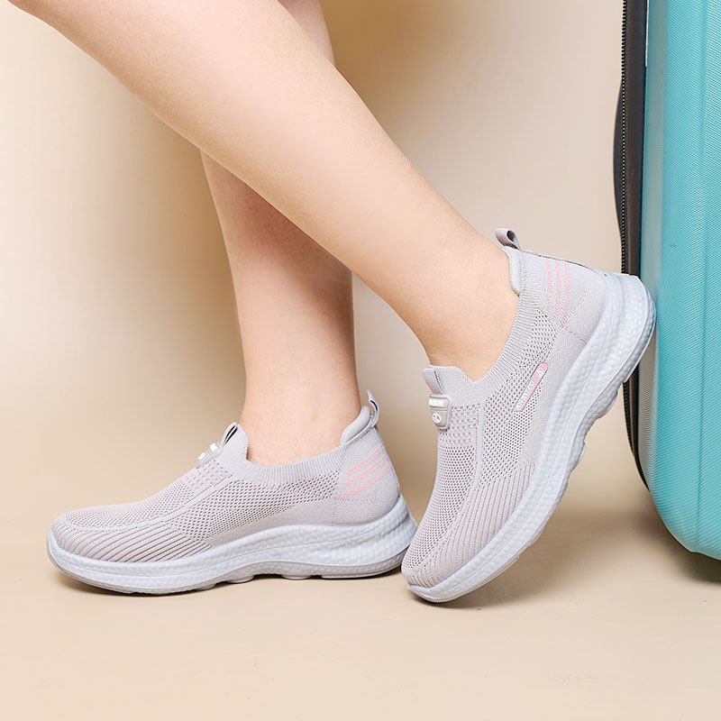 Factory Direct Selling Original Ladies Flying Woven Shoes Wholesale Lightweight Breathable Ladies Walking Shoes Single Shoes