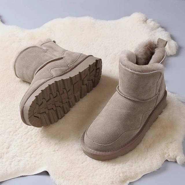 Wholesale Warm Genuine Leather Upper Thick Soled Women Snow Boots Anti-slip Classic Casual Women Daily Snow Boots