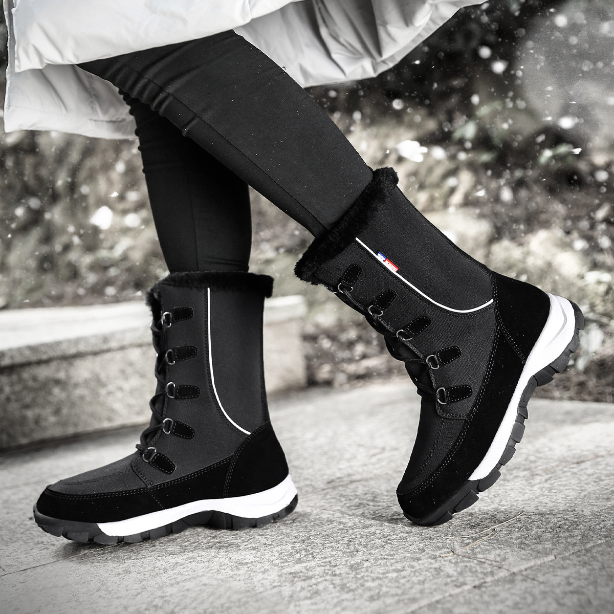 Wholesale Fashion Winter Outdoor Travel Anti Slip Thickened Warm High Top Mid Length Snow Boots For Women