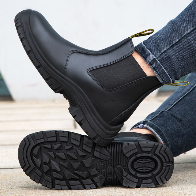 Wholesale Fashion Steel Toe Anti Static Safety Martin Boots Outdoor Work Large Size 47 Steel Plate Safety Boots