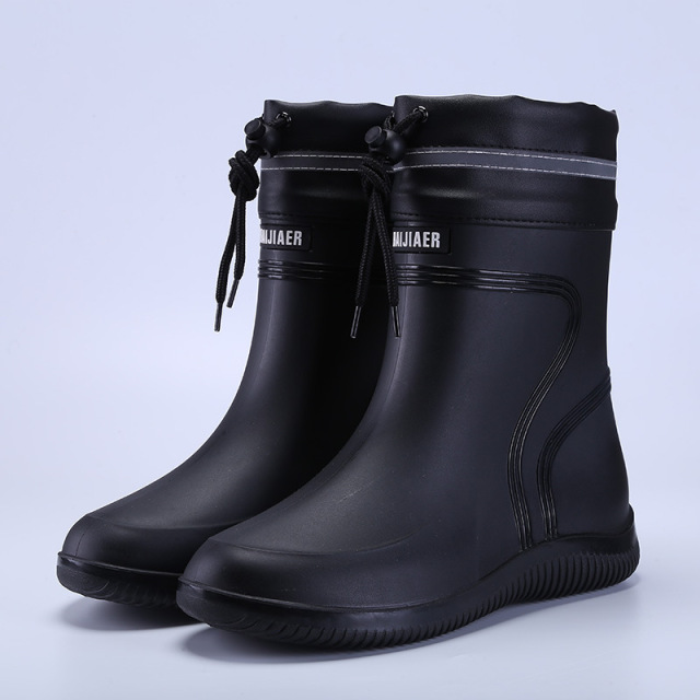 Wholesale Fashion PVC Warm Unisex Anti-slip Rain Boots Wear-resistant Medium Height Kitchen Shoes Black Fishing Boots