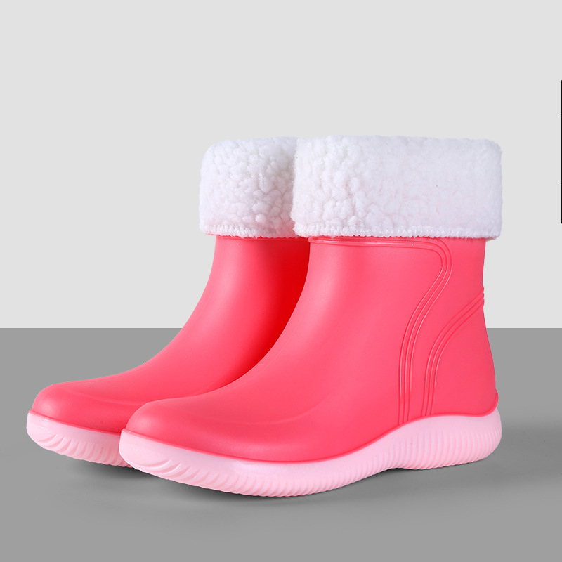 Wholesale Fashion PVC Warm Unisex Anti-slip Rain Boots Wear-resistant Medium Height Kitchen Shoes Black Fishing Boots