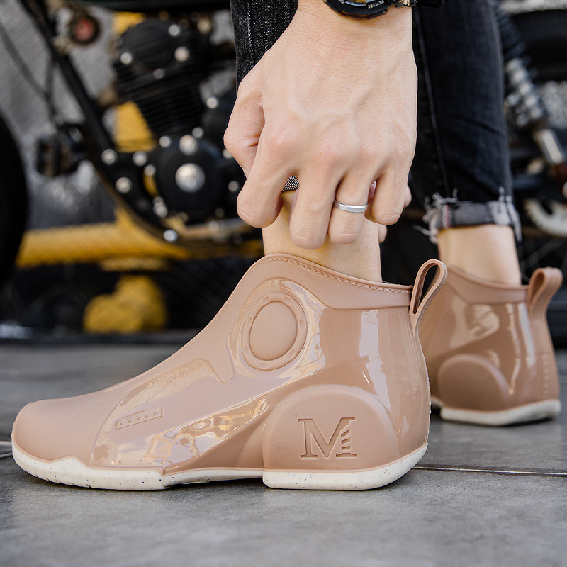 Fashion Rain Shoes For Men Thick Soled Rain Boots Non-slip Pvc Kitchen Shoes Outdoor Waterproof Car Wash Shoes For Men