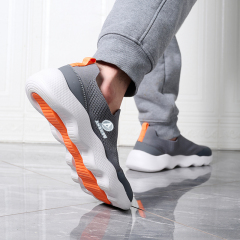 Custom Minimal Design Fashion Slip-on Casual Walking Shoes Cushioning Sport Casual Running Women Shoes