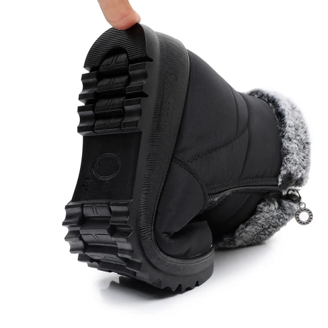 Fashionable High Product New Comfortable Winter Women's Boots Travel Warm Non-slip Waterproof Snow Boots