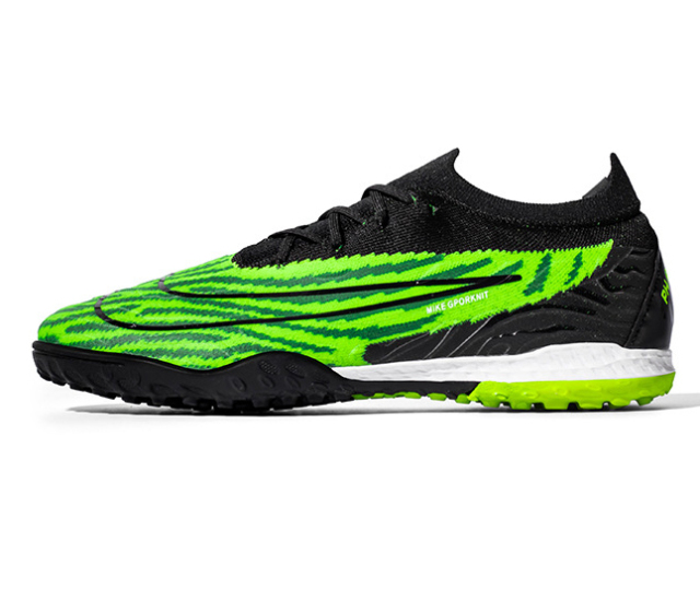 Hot Sale Adult Students Wear Resistant Non-slip Football Training Shoes Professional CT Football Shoes TF Football Shoes