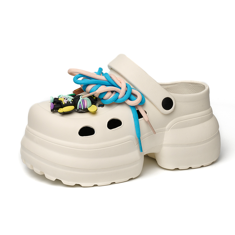 Hot Selling Sandals Mules With Decorations Anti-slip And Fashionable Hard-wearing And Slip Resistant Women Platform Clogs
