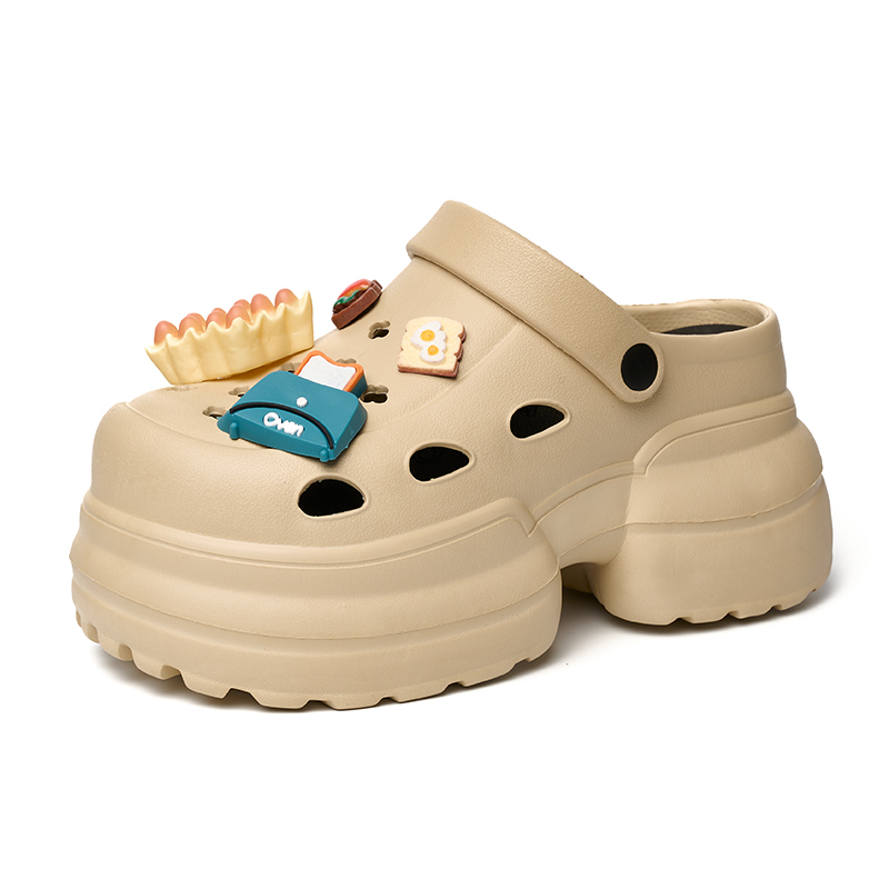 Hot Selling Sandals Mules With Decorations Anti-slip And Fashionable Hard-wearing And Slip Resistant Women Platform Clogs