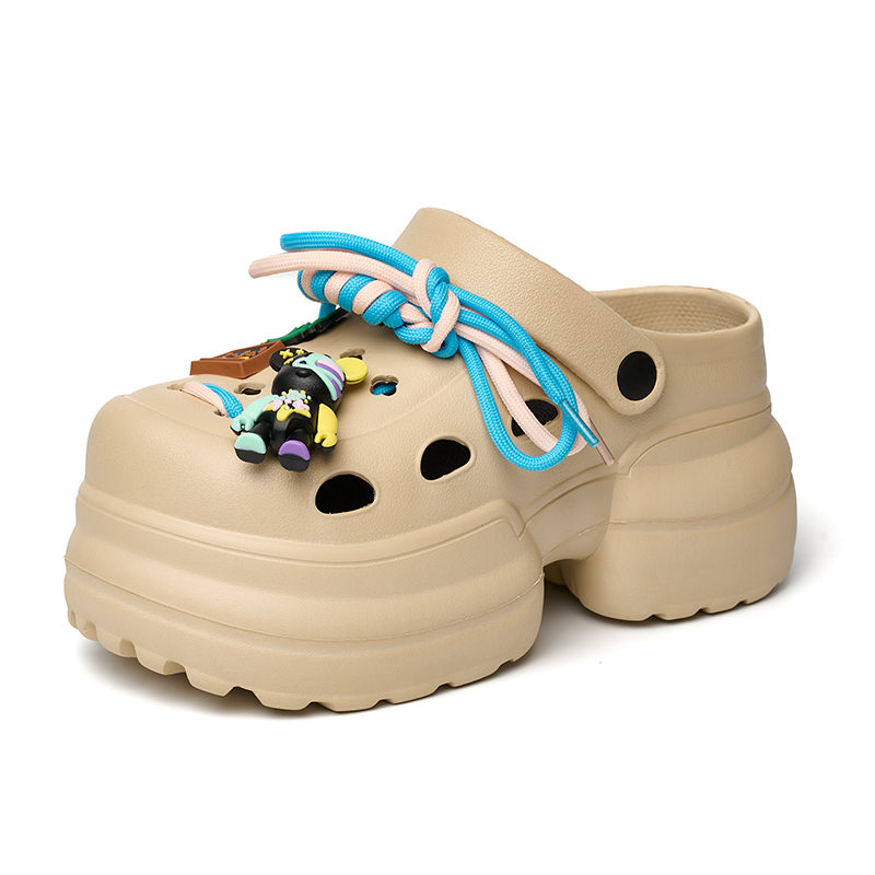 Hot Selling Sandals Mules With Decorations Anti-slip And Fashionable Hard-wearing And Slip Resistant Women Platform Clogs