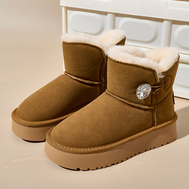 Bairuilun Wholesale Warm Winter Shoes Diamond Button Suede Upper Waterproof Short Fur Snow Boots For Women