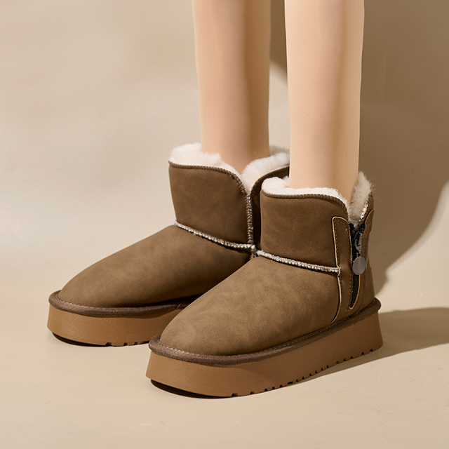 Spot 2024 Winter New Ladies Cotton Padded Shoes Casual Fashion Padded Thickened Warm Thick Bottom Snow Boots Women