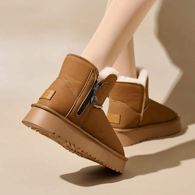 Spot 2024 Winter New Ladies Cotton Padded Shoes Casual Fashion Padded Thickened Warm Thick Bottom Snow Boots Women