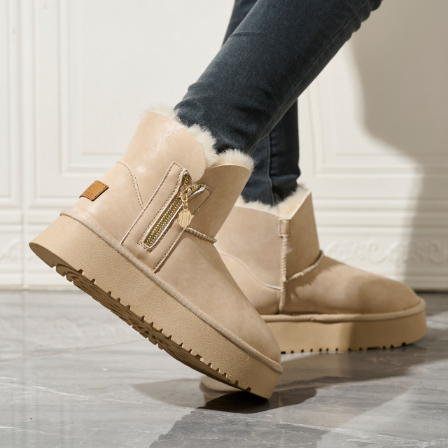 2025 Winter New Year Fashion All-match Snow Boots Women's Short Tube Thick-sole Elevating Wool Warm Cotton Padded Snow Boots