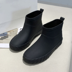 PVC New Lightweight Waterproof Outdoor Rain Boots Comfortable Low-top Rain Boots For Women