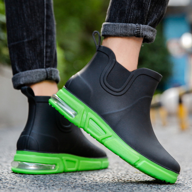 Korean and Japanese Lightweight Ankle Rain Boots Vacuum Sole Waterproof Casual Men's Low-top Rain Boots