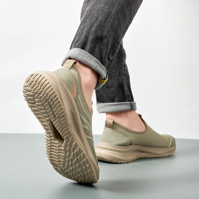 BAIRUILUN Men's High-Elasticity EVA Sole Slip-On Casual Shoes with Fashionable Breathable Knit Upper for Spring