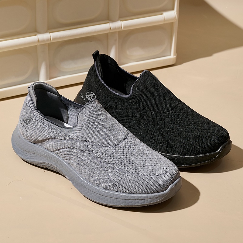Bairuilun Custom Large Size Women Breathable Slip-on Sports Shoes Fashion Couples Casual Shoes Walking Shoes