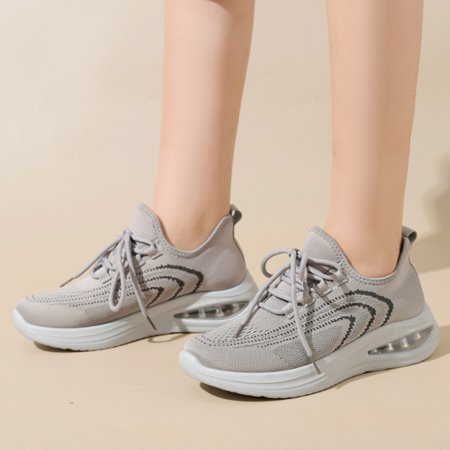 Bairuilun Wholesale Cushioning Large Size Women Pink Sports Shoes Breathable Light Casual Walking Style Shoes for Couples