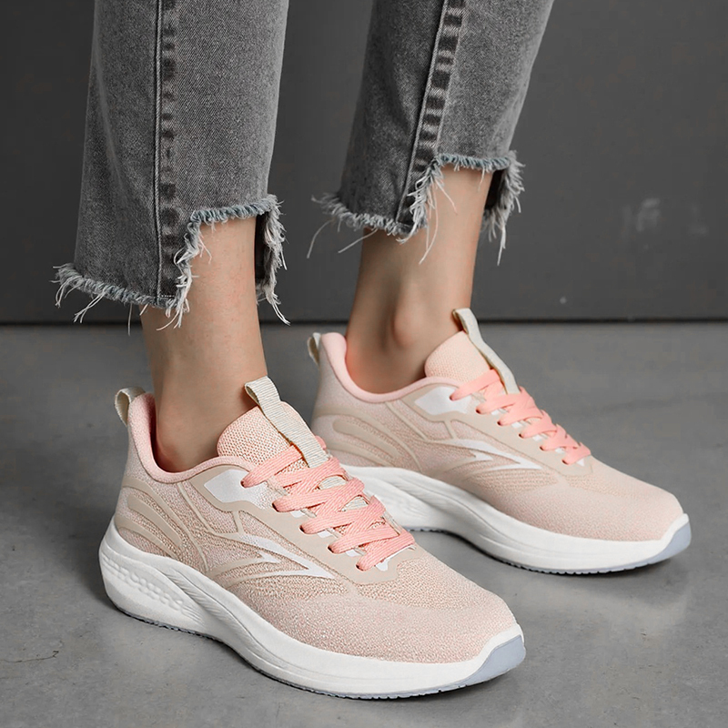 Bairuilun 2025 New Unisex 18-needle Fish Silk Knitted Shoes Light Casual Breathable Soft Couple Sports Shoes Athleisure Shoes