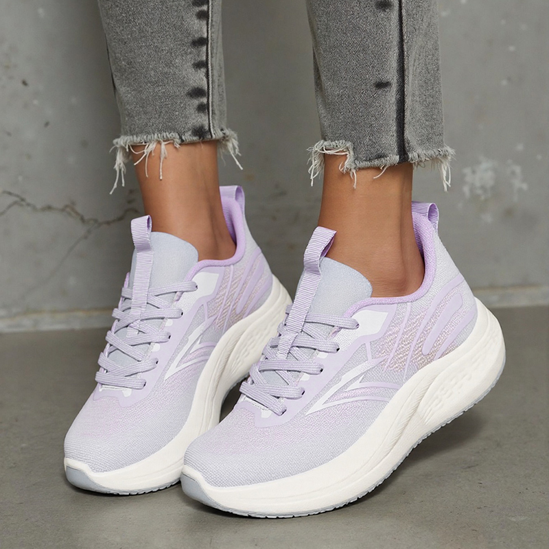Bairuilun 2025 New Unisex 18-needle Fish Silk Knitted Shoes Light Casual Breathable Soft Couple Sports Shoes Athleisure Shoes