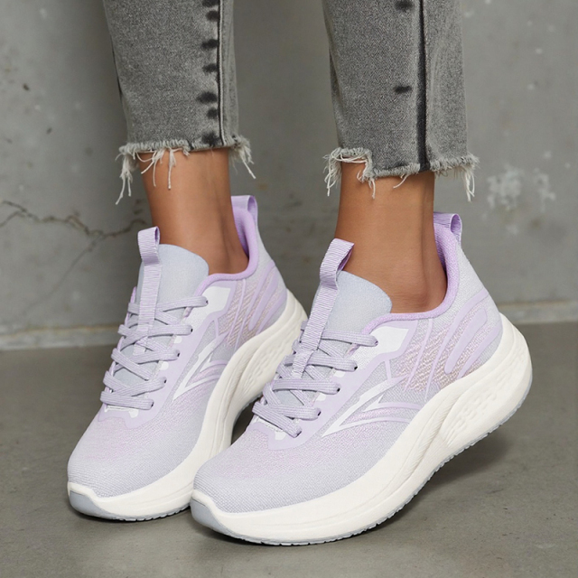 Bairuilun 2025 New Unisex 18-needle Fish Silk Knitted Shoes Light Casual Breathable Soft Couple Sports Shoes Athleisure Shoes