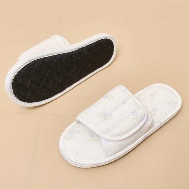 Ultralight Soft Indoor Open Toe Machine Washable Cotton Fabric Slippers Absorb Sweat Cloth Bottom House Slippers Wholesale