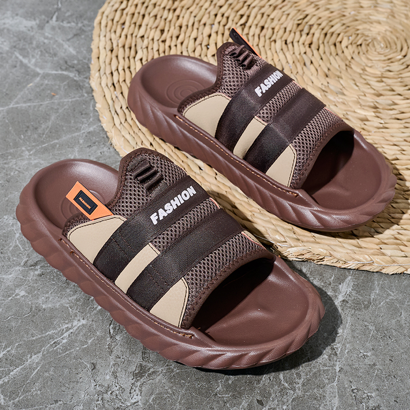 High Quality Lightweight Anti-Slip Sports Slippers for Men Large Size Fashionable Outdoor Fitness Travel Slides Mens Sandals
