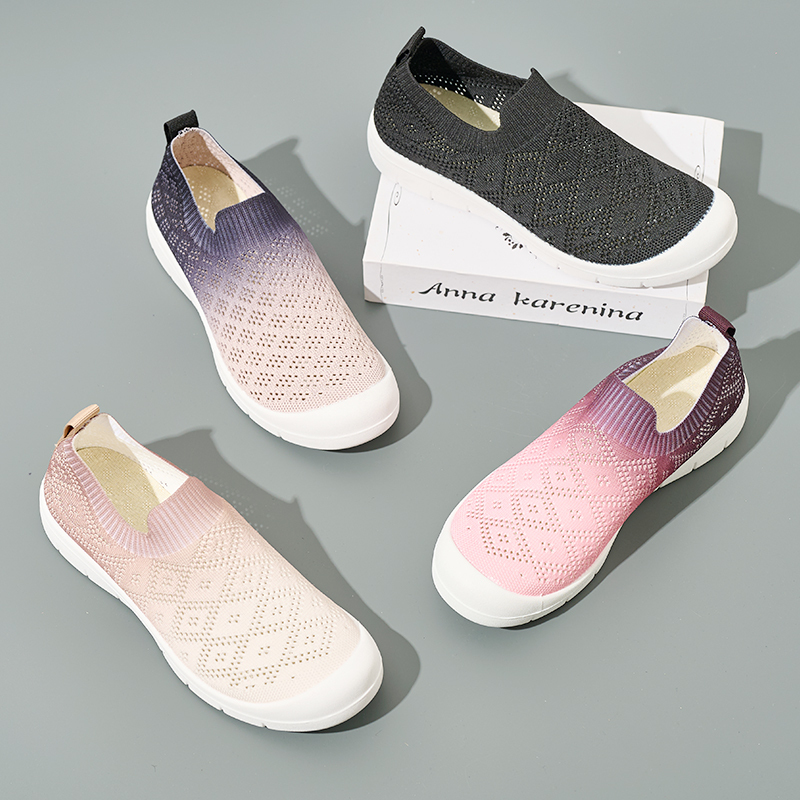 Wholesale 2025 Summer Breathable Mesh Shoes Gym to Office Fashion Slip-on Knit Sneakers Gradient Knit Slip-On Women Shoes