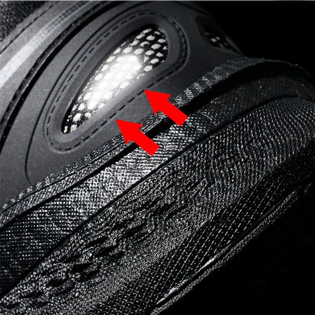 Wholesale Anti-Slip Road Running Shoes Cushioned Lightweight Carbon Plate Sports Shoes Reflective Night Running Shoes