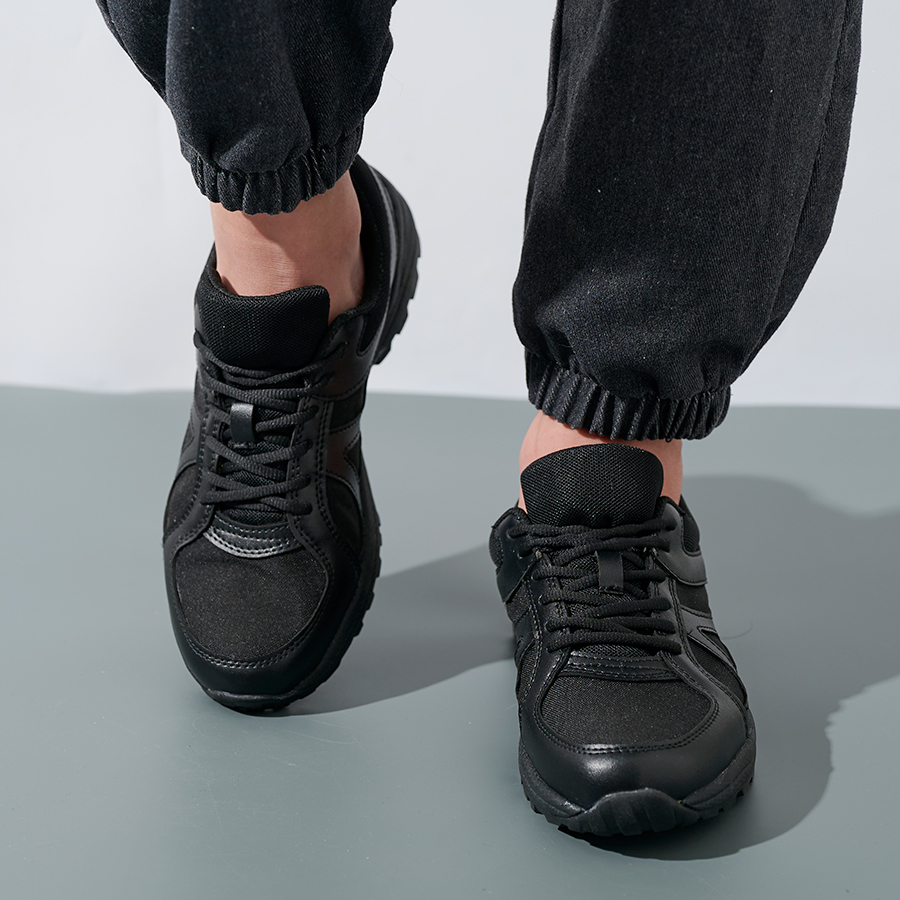 Wholesale Anti-Slip Road Running Shoes Cushioned Lightweight Carbon Plate Sports Shoes Reflective Night Running Shoes