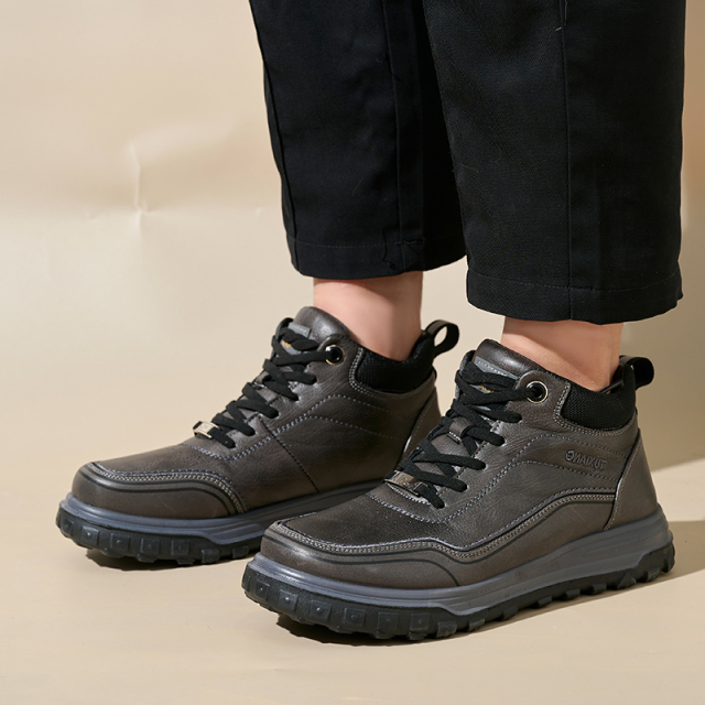 Custom Wholesale Outdoor Sports Winter Leisure Walking Shoes Wool Warm Light Waterproof Men's Snow Boots