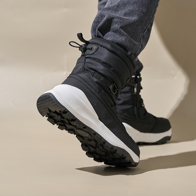 Wholesale New Outdoor Cold-resistant Mountaineering Boots Withstand Minus 40 Degrees Unisex Platform Anti-slip Snow Boots