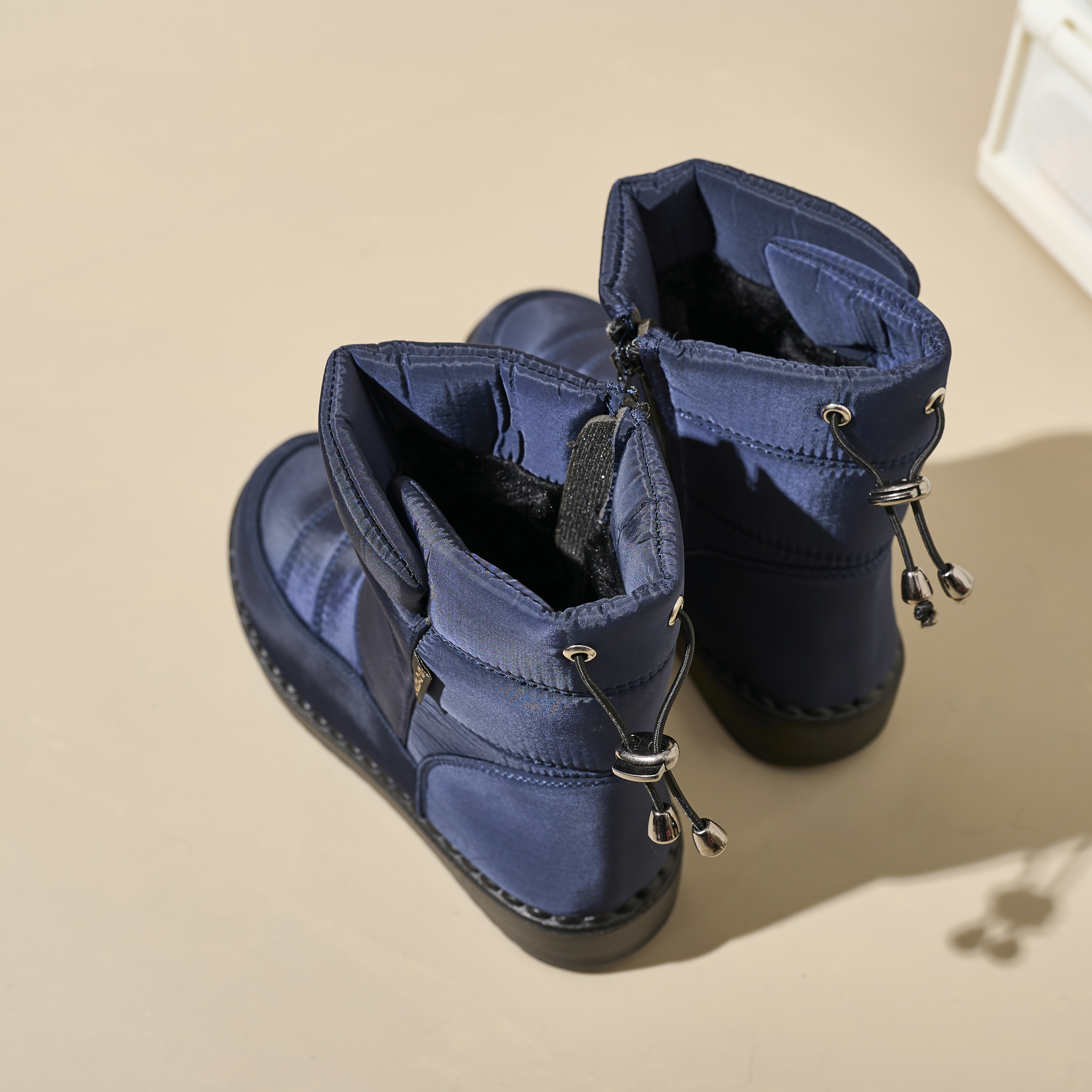 Winter Outdoor Long Women's Boots Wholesale Thicken Plush Waterproof Winter Boots Polyurethane Lightweight Women Snow Boots