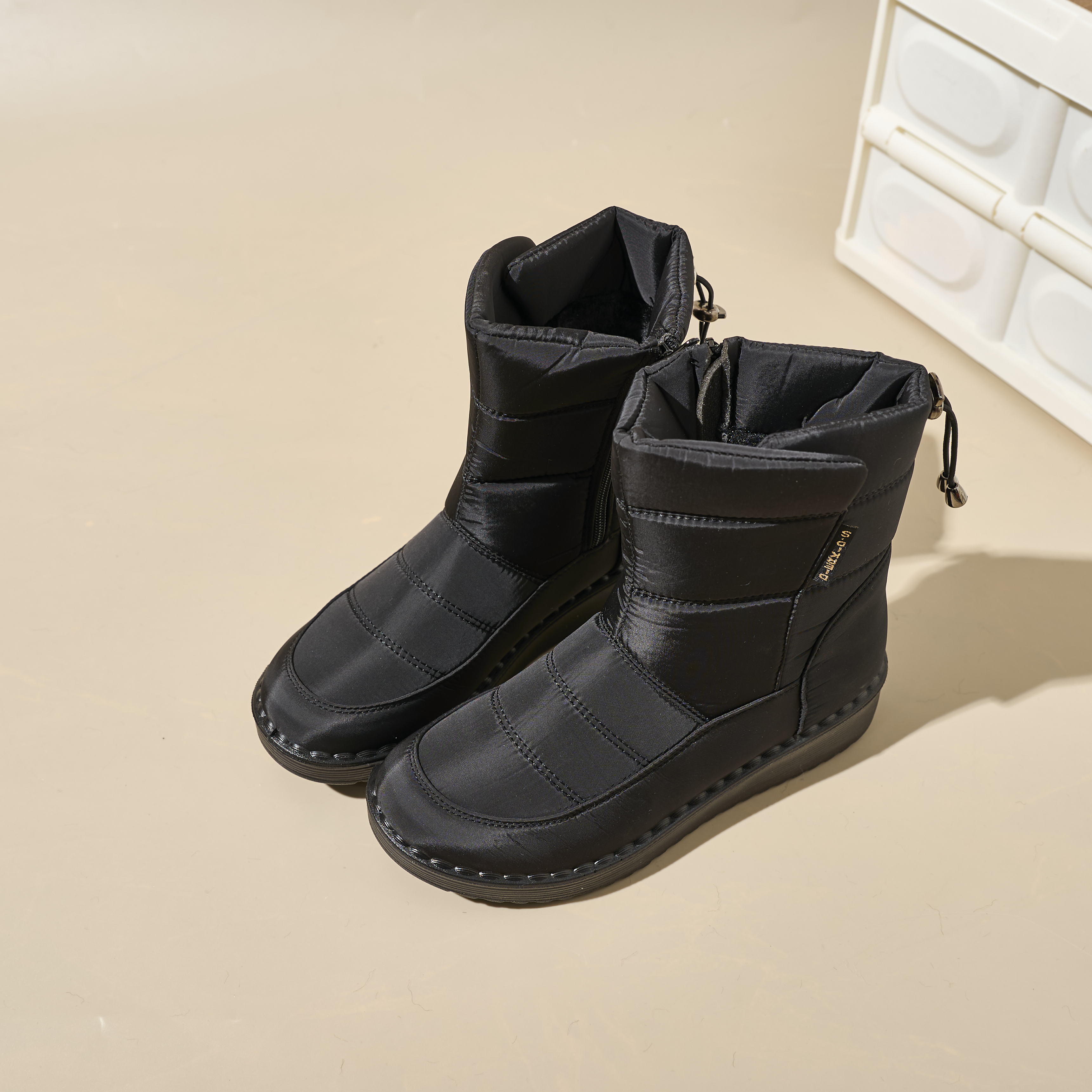 Winter Outdoor Long Women's Boots Wholesale Thicken Plush Waterproof Winter Boots Polyurethane Lightweight Women Snow Boots