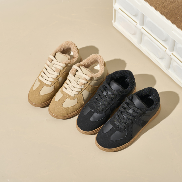 Oem Womens Custom Logo Skateboard Shoes Autumn and Winter Trendy Walking Style Shoes Sneakers Winter Warm Women Snow Boots