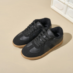 Oem Womens Custom Logo Skateboard Shoes Autumn and Winter Trendy Walking Style Shoes Sneakers Winter Warm Women Snow Boots