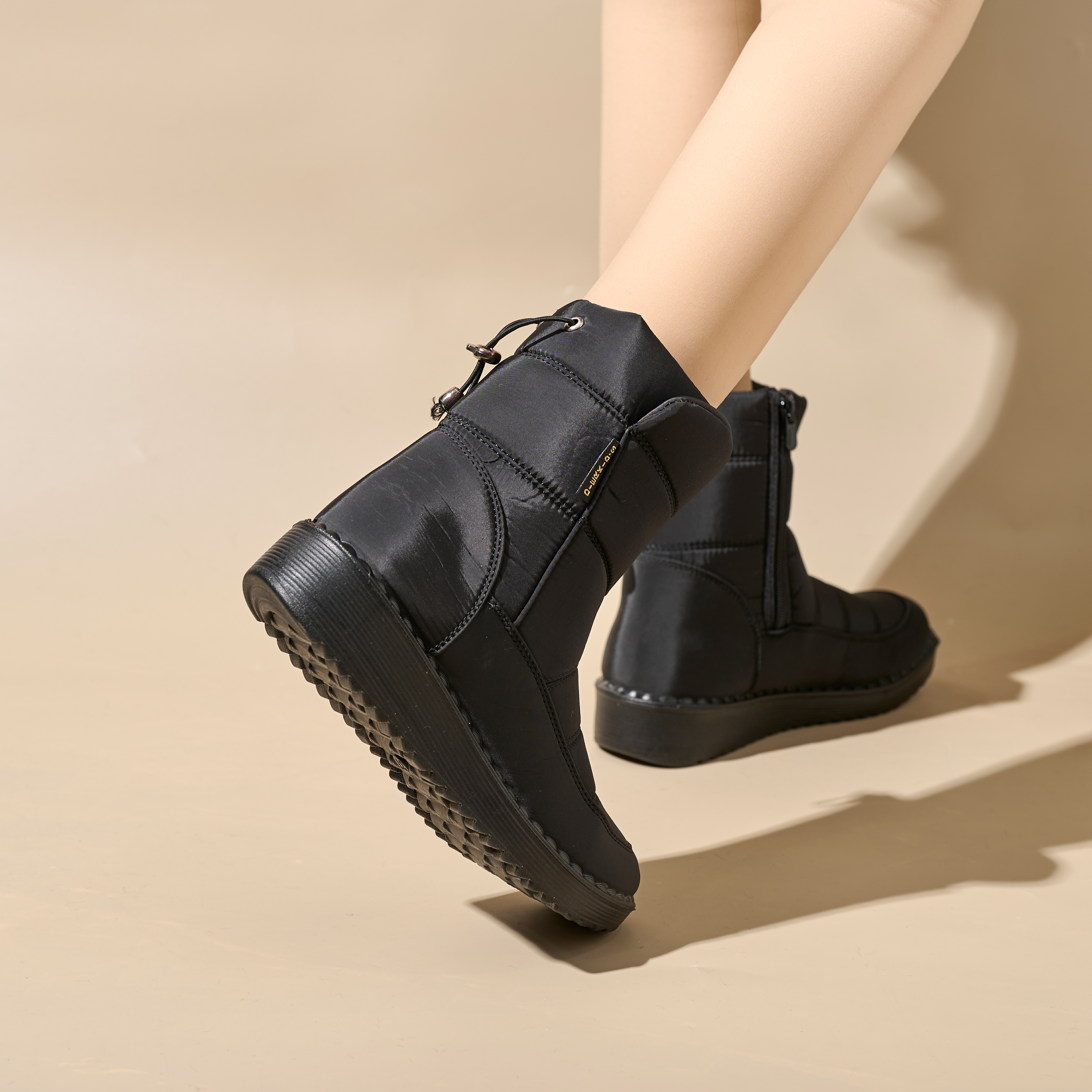 Winter Outdoor Long Women's Boots Wholesale Thicken Plush Waterproof Winter Boots Polyurethane Lightweight Women Snow Boots