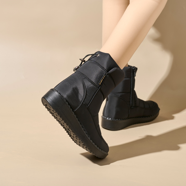 Winter Outdoor Long Women's Boots Wholesale Thicken Plush Waterproof Winter Boots Polyurethane Lightweight Women Snow Boots