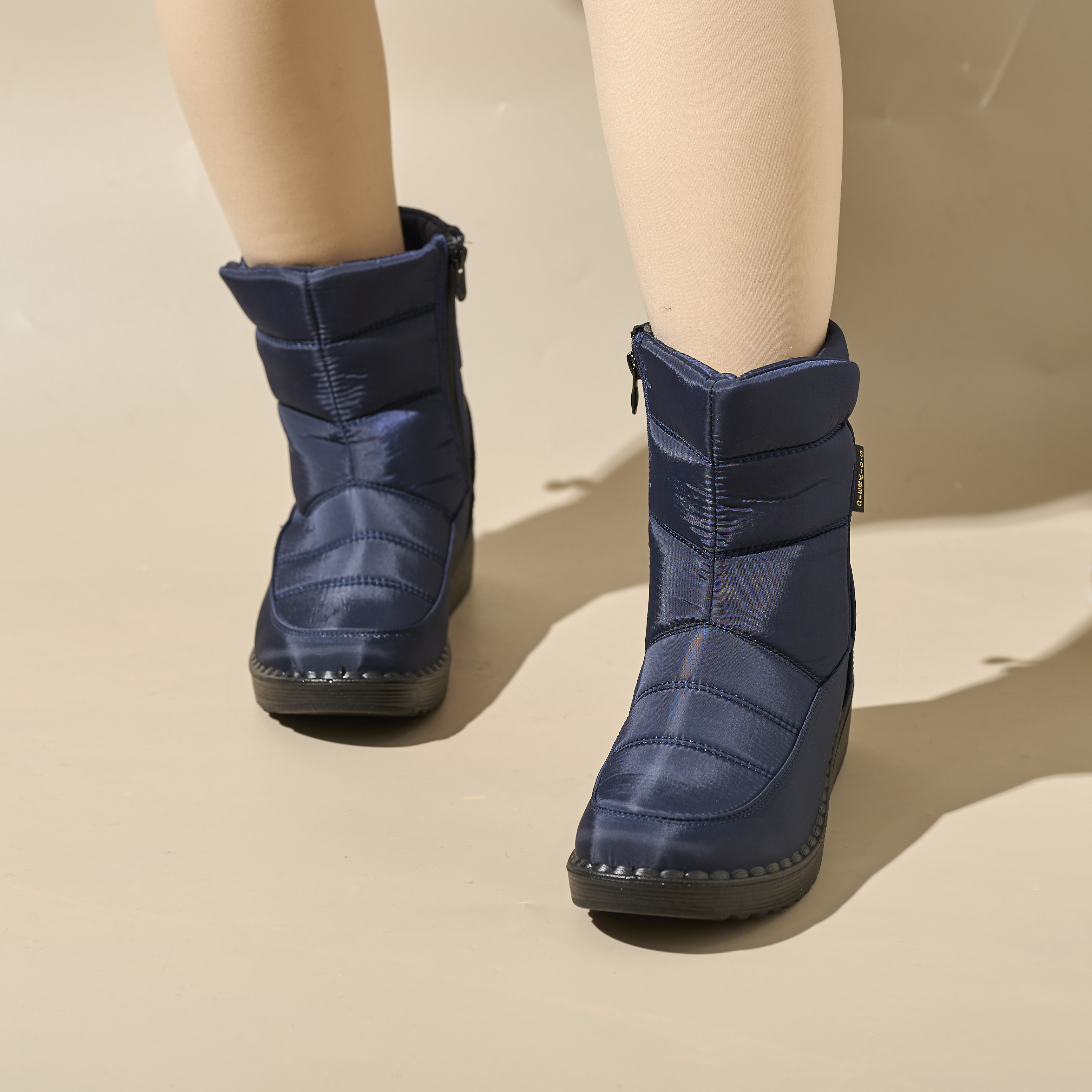 Winter Outdoor Long Women's Boots Wholesale Thicken Plush Waterproof Winter Boots Polyurethane Lightweight Women Snow Boots