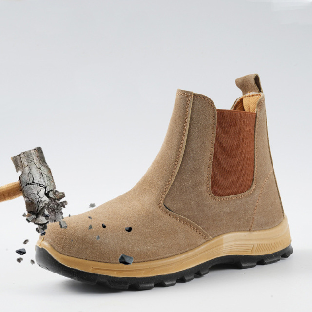Wholesale Easy-to-put on and Take Off Construction Site Shoes, Waterproof and Punctureproof Men's Safety Shoes