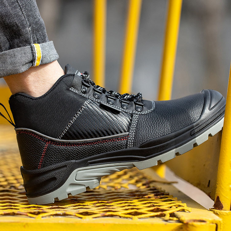 Factory Wholesale High-quality On-site Anti-drop and Anti-puncture Work Shoes, Comfortable Men's Safety Shoes