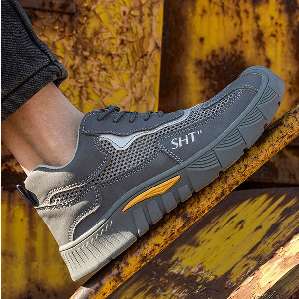 Wholesale Super-fine Leather Upper Work Shoes and Solid Rubber Sole Wear-resistant Men's Safety Shoes From the Manufacturer