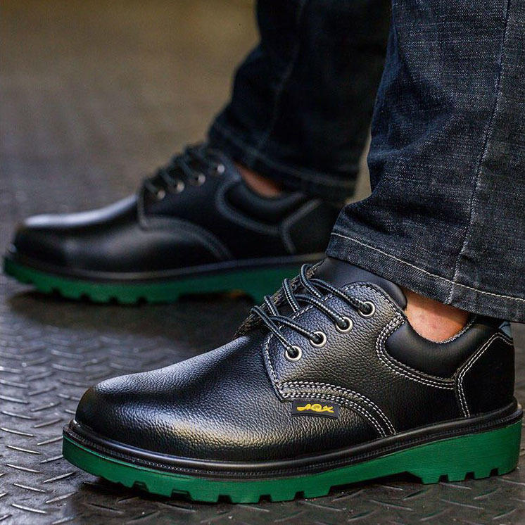 Men and Women's General Safety Steel Head Work Shoes Women's Non-slip Safety Shoes Men's Steel Plate Safety Shoes